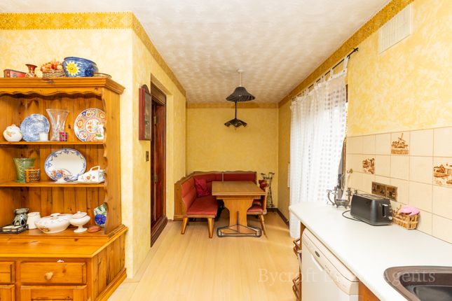 16, Olive Road, Great Yarmouth photo 4