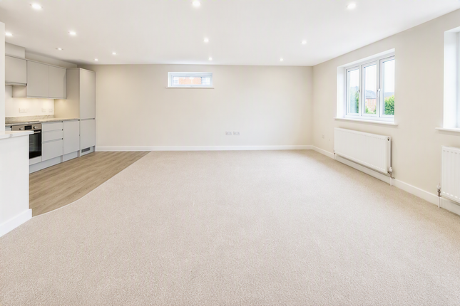 Flat 4, Redhill photo 4