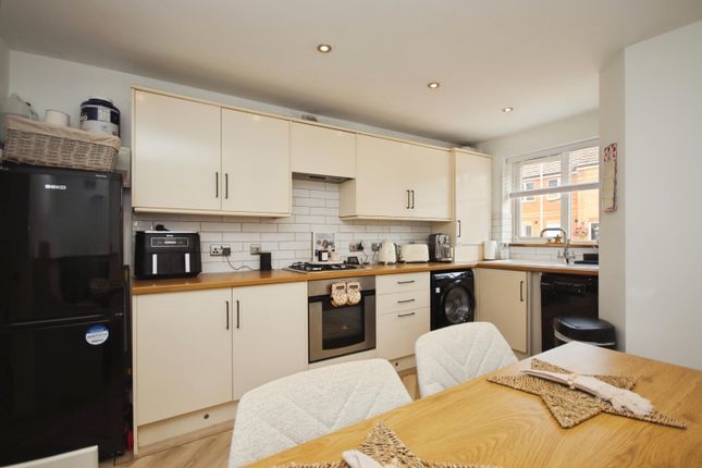 4, Limeberry Place, Lincoln photo 2