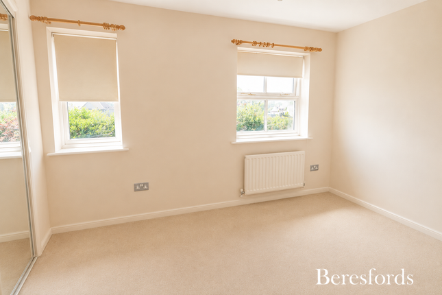 15, Upper Acres, Essex photo 4