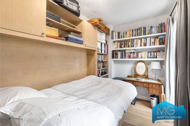 Flat for sale in South Hill Park Gardens, Hampstead, London