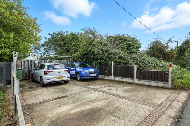 2, Millhead Cottages, Great Wakering photo 4