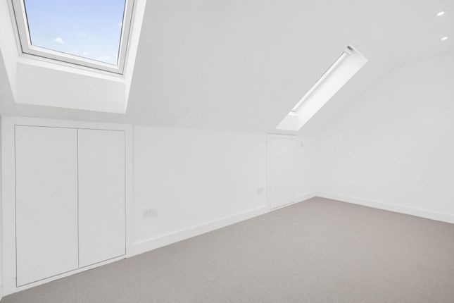 Apartment 8, 54, Gordon Road, London photo 3