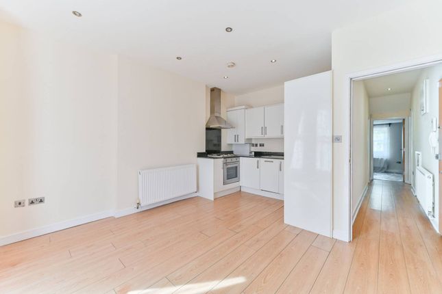 Thumbnail Flat to rent in Mulgrave Road, Sutton