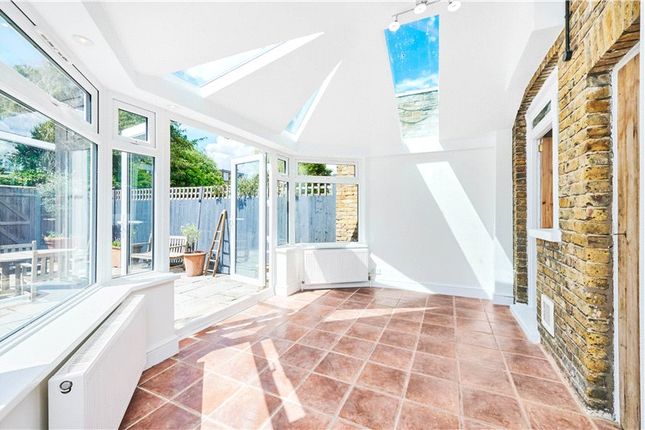 13, Martindale, London photo 5