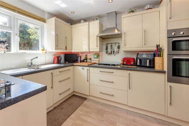 6, Heyford Road, Hertfordshire photo 4