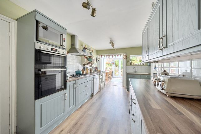54 Elmer Road, Bognor Regis photo 3