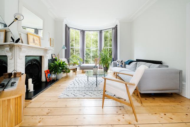 Semi-detached house for sale in Canonbury Park South, London