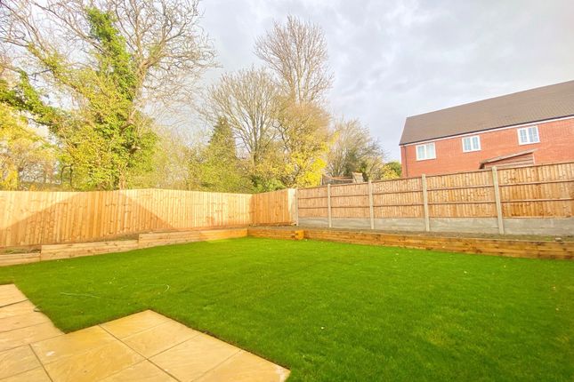 14, Merry Leys, LEIGHTON BUZZARD photo 4