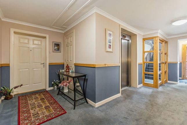 18, The Shores, Skelmorlie photo 4