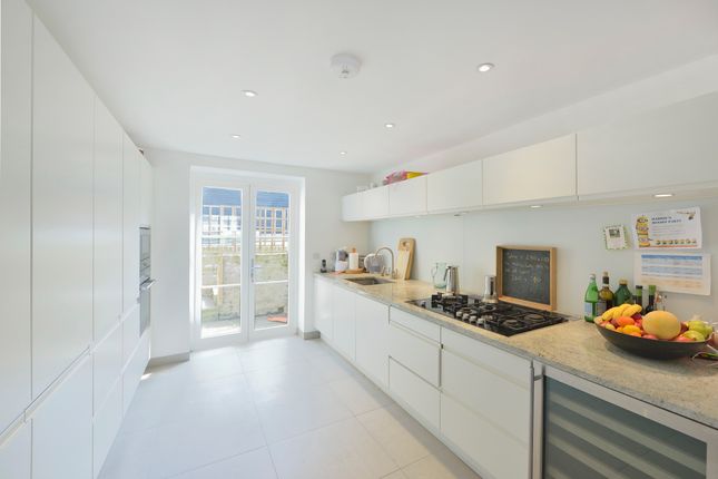 104, Hemingford Road, London photo 4