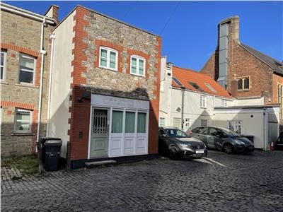 Office to let in 2-10 Kings Parade Mews, Kings Parade Avenue, Bristol, City Of Bristol