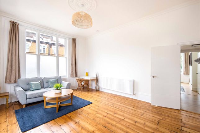 Flat for sale in Lordship Road, London