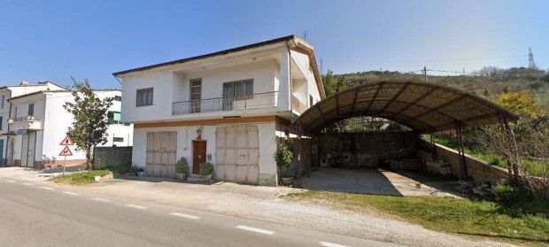 Detached house for sale in Pescara, Tocco Da Casauria, Abruzzo, Pe65028
