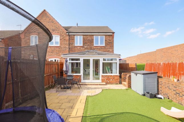 2 Chavery Close, Chesterfield photo 4
