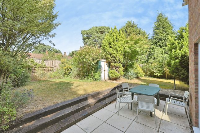 20, Coniston Close, Norwich photo 4