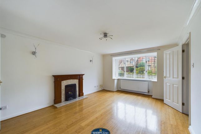 47, Moreall Meadows, Coventry photo 4