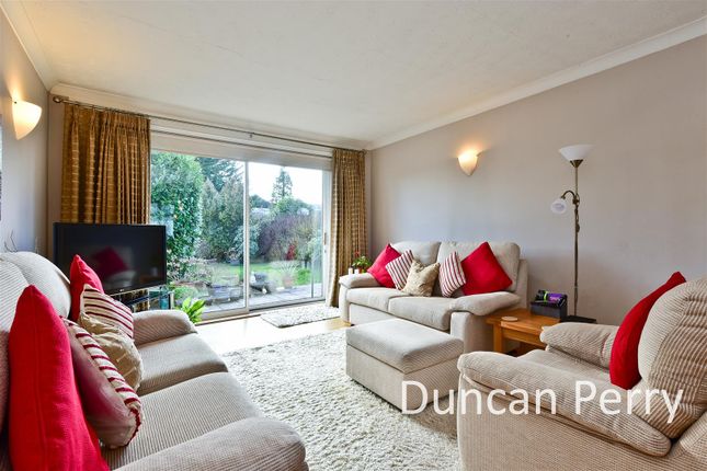 23, Elmfield Road, Potters Bar photo 3