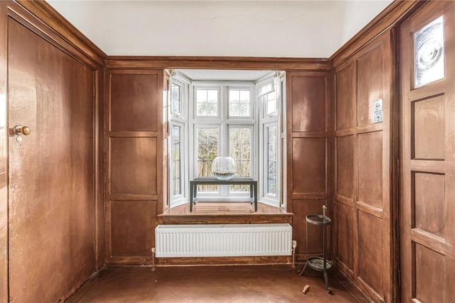 Hollybush Close, Wanstead photo 2