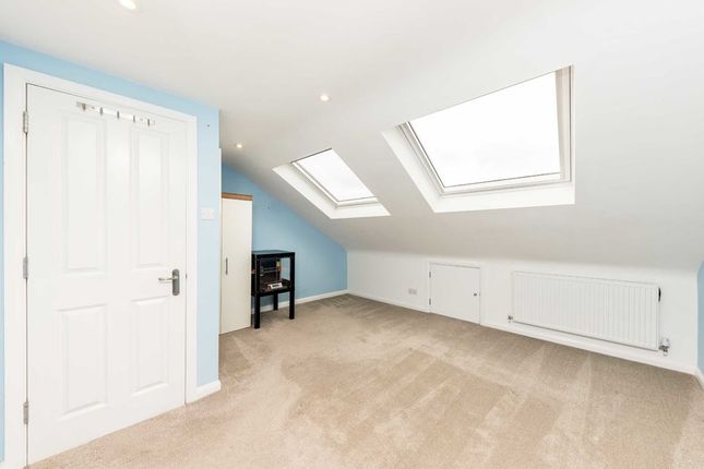 Flat for sale in North Cross Road, London
