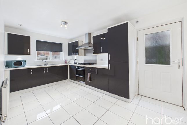 6 Craigswood Way, Baillieston, City Of Glasgow photo 4
