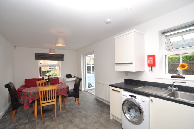 41, Weavers Orchard, Arlesey photo 2