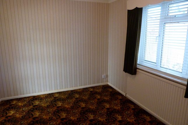 15 Sandwich Road, Ramsgate photo 4