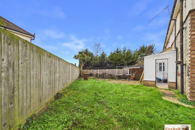 16, Henry Road, Ipswich photo 2