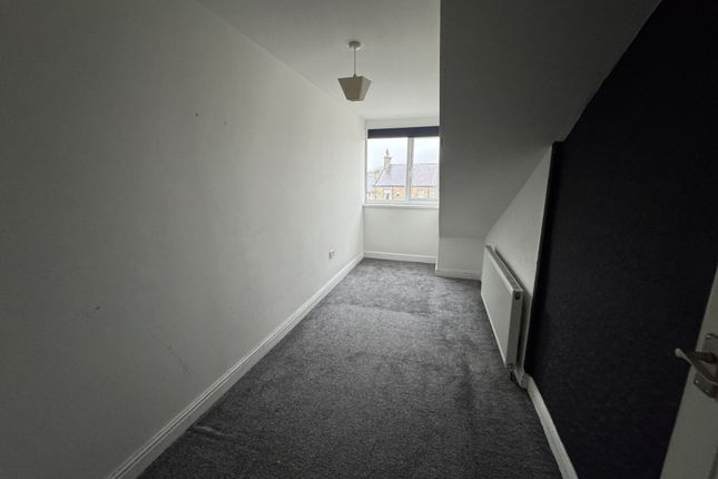313, GIRLINGTON ROAD, BRADFORD photo 5