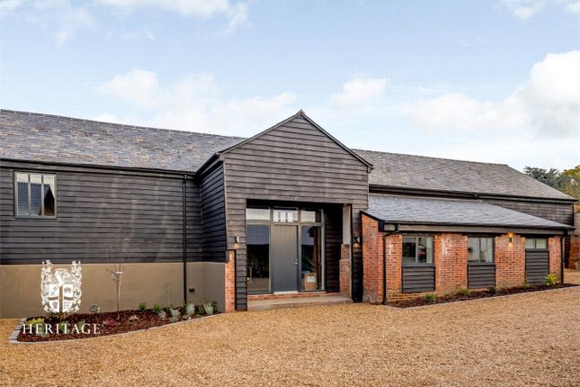 Jenkins Farm Kings Lane Stisted Essex Cm77 5 Bedroom Barn