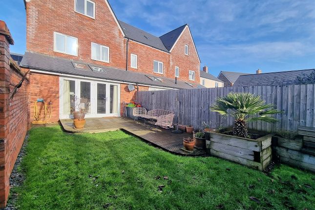 112, Badger Road, South Gloucestershire photo 2