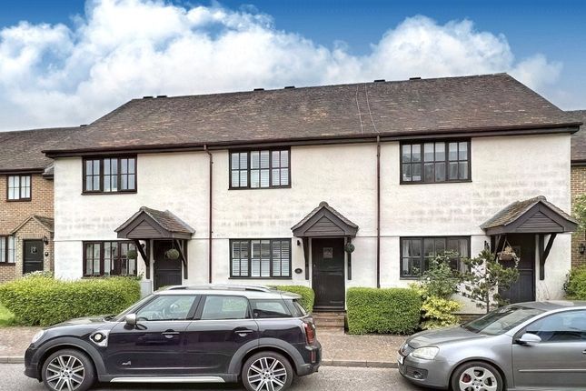 Thumbnail Terraced house to rent in Old Town Close, Beaconsfield