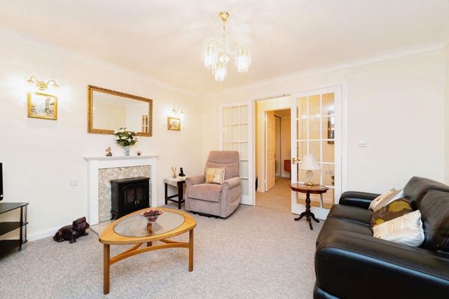 Flat for sale in Copenhagen Walk, Crowthorne