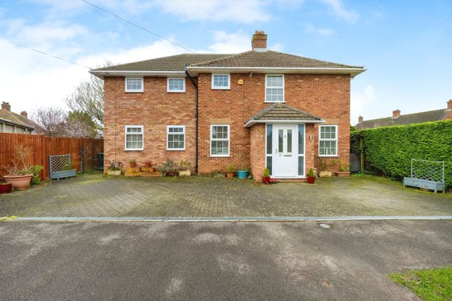 Thumbnail Detached house for sale in Bliss Avenue, Cranfield, Bedford, Bedfordshire