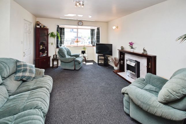 65, Florist Street, Keighley photo 4