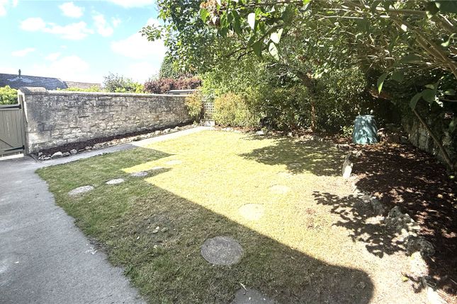 Flat 2, 97, Trowbridge Road, Bradford On Avon photo 2