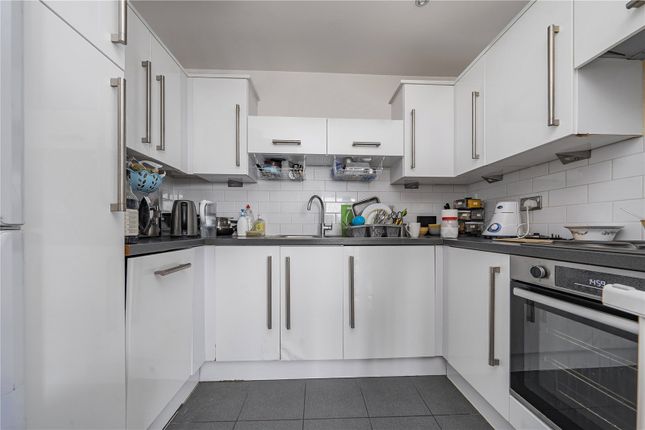 528, The Blenheim Centre, Hounslow photo 4