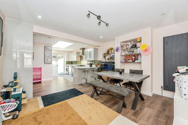 2-bed house on 129, Longfellow Road, Worcester Park, £500,000