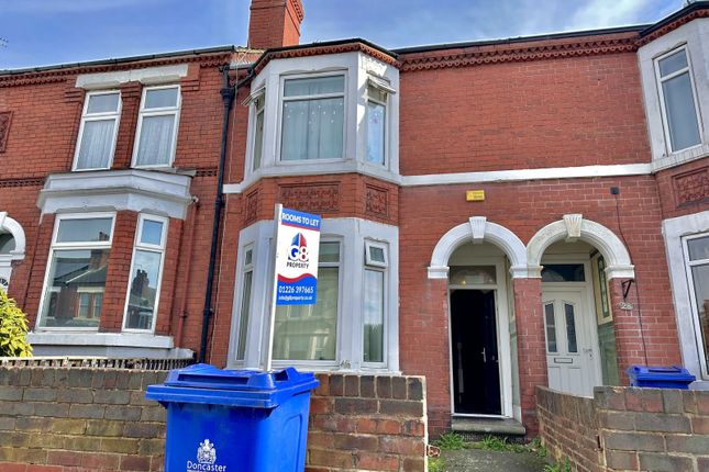 Thumbnail Shared accommodation to rent in Ravensworth Road, Doncaster