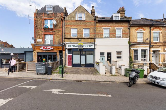 Commercial property to let in Hannen Road, London