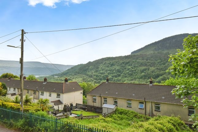 1, Treneol, Aberdare photo 3