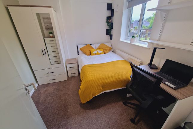 Room to rent in Stuart Crescent, Stanmore, Winchester