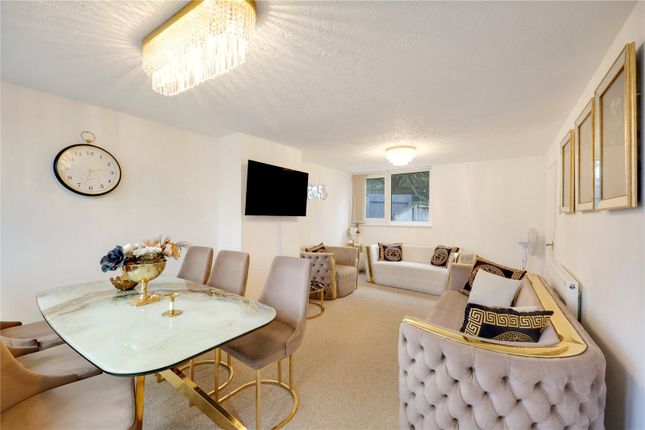 32, Poltimore Lawn, Devon photo 3