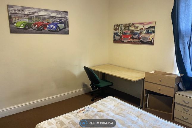 Room to rent in Brackenbury Road, Preston