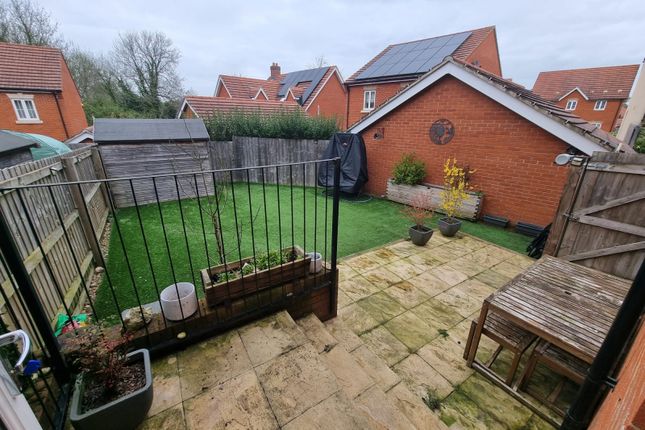 2, Carp Hollow, Oxfordshire photo 2