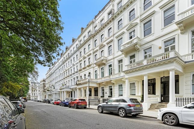 Flat to rent in Queen's Gate Gardens, London SW7