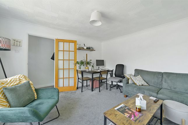15, The Orchard, Buckinghamshire photo 4