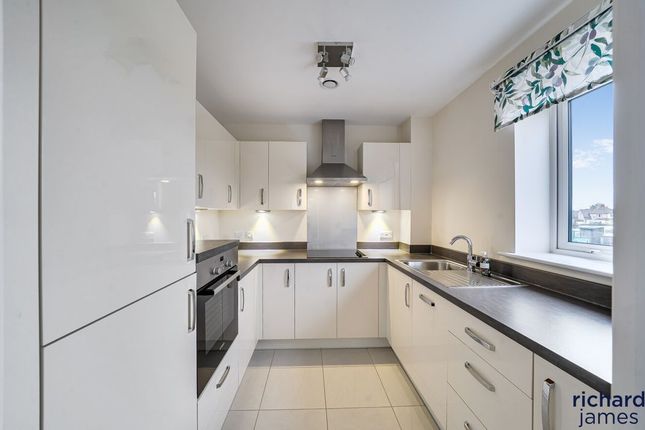 Flat 16, Banks Place, 20, Moormead Road Wroughton photo 2