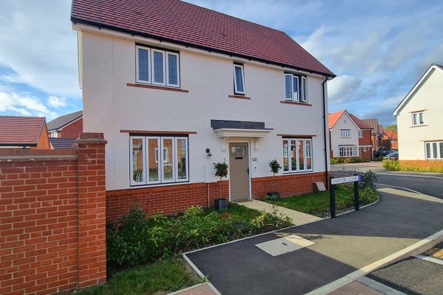 Thumbnail Detached house for sale in Daffodil Close, Stowupland, Stowmarket