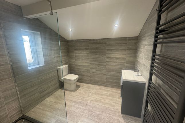14, Coronation Road, Thornton Cleveleys photo 4